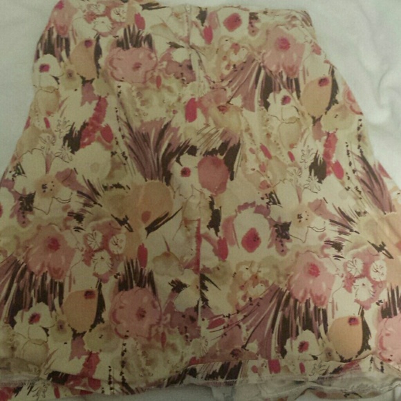 Floral print skirt - Picture 3 of 3